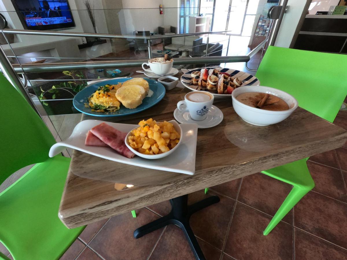 Park Royal Homestay Club Cala Puerto Rico Humacao Exteriör bild