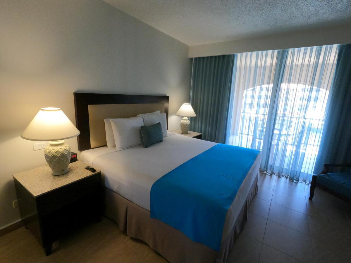 Park Royal Homestay Club Cala Puerto Rico Humacao Exteriör bild